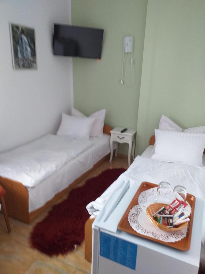 Pokoje Goscinne Simon Mielno  Bagian luar foto